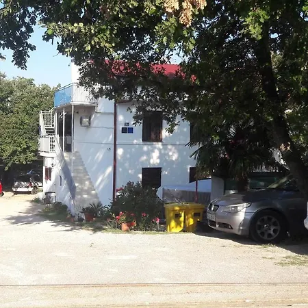 With A Parking Space Sveti Vid, Krk - 18139 דירה
