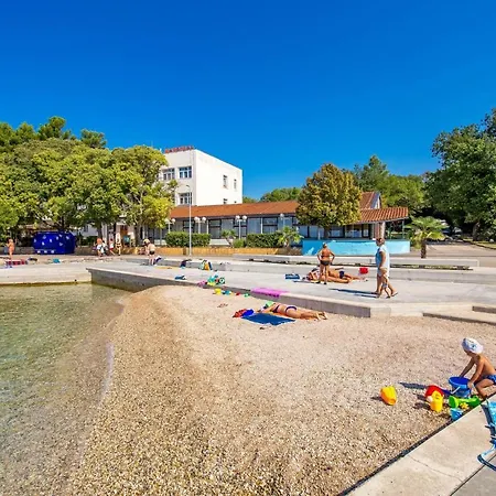 Apartment With A Parking Space Sveti Vid, Krk - 18139 *
