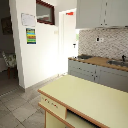 Apartment With A Parking Space Sveti Vid, Krk - 18139